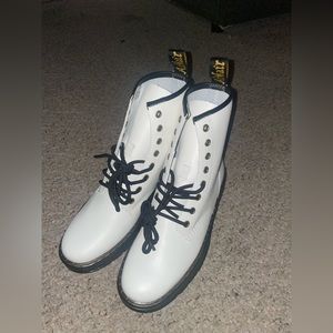 White Dr. Martens Men’s size 9/Women’s size 11